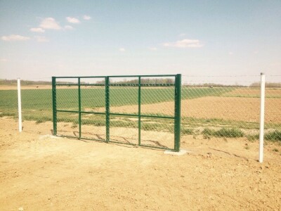 PVC Troplex - PVC stupovi za povrće, električne pastire i ograde