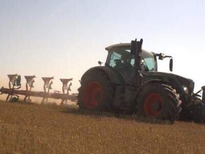 Prezentacija Fendt i Valtra traktora Prezentacija Fendt i Valtra traktora