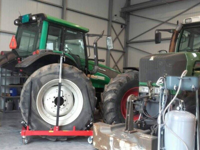 Inter-Agrar servisna radionica na Čeneju!