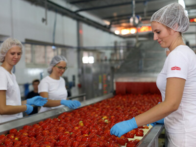 Tvornica će do daljnjeg raditi u četiri smjene