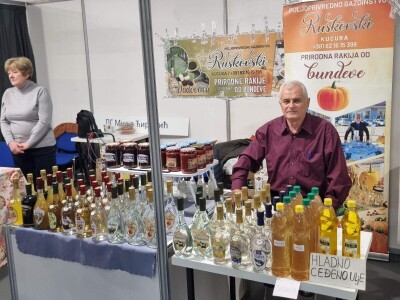 Rakija od bundeve iz Kucure Rakija od bundeve iz Kucure