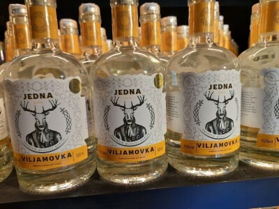 Rakije "Jedna" Dinka Romića