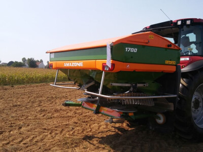 Amazone rasipač mineralnog gnojiva ZA-V 1700 Super Profis