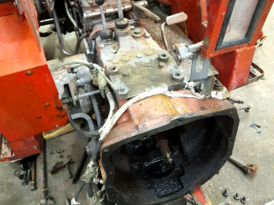 Remont traktora IMT 542