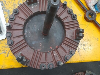 Remont traktora IMT 577