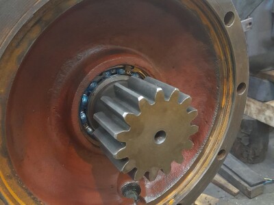 Remont traktora IMT 577