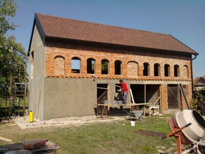 Renoviranje starog štaglja Renoviranje starog štaglja