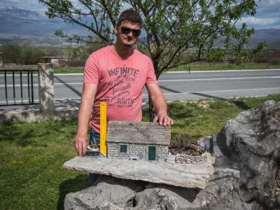 Replike kamenih kućica Dalmatinske zagore