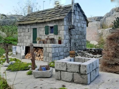 Replike kamenih kućica Dalmatinske zagore
