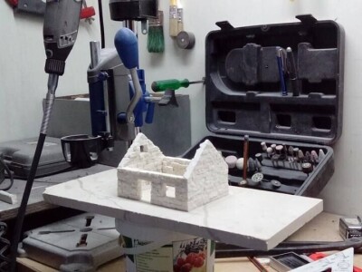 Replike kamenih kućica Dalmatinske zagore