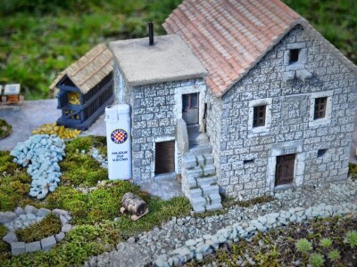 Replike kamenih kućica Dalmatinske zagore