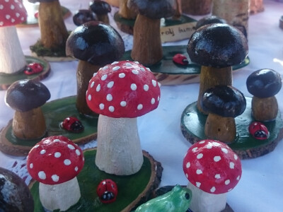 Suveniri na štandu obitelji Ožoga