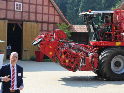 Samohodna vadilica šećerne repe REXOR
