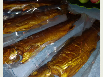 Proširio posao s ribama - nudi i dimljenu pastrmku! Proširio posao s ribama - nudi i dimljenu pastrmku!