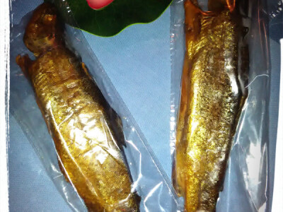 Proširio posao s ribama - nudi i dimljenu pastrmku! Proširio posao s ribama - nudi i dimljenu pastrmku!