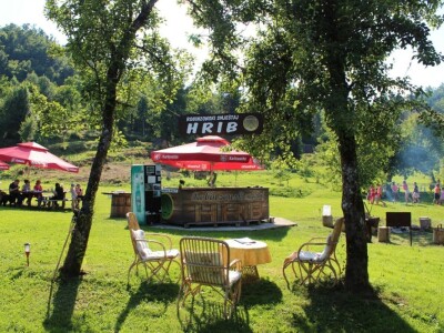 Robinzonski turizam Hrib