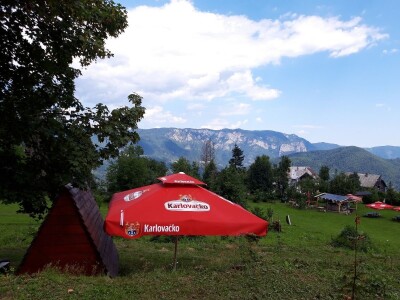 Robinzonski turizam Hrib