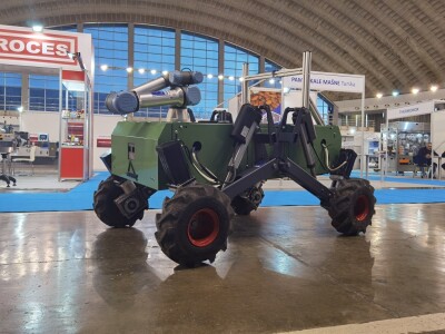 Robot Agar firme Coming iz Niša