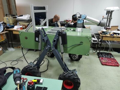 Robot Agar firme Coming iz Niša