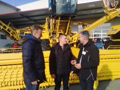 Timo Miller sa suradnicima kod Mausa