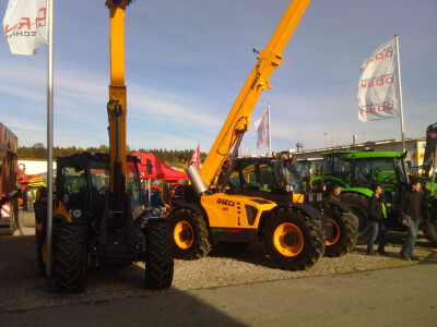 Izložba mehanizacije dilera i trgovaca u okolici