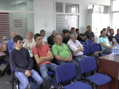 Rotaciona svetla za bezbednost traktorista
