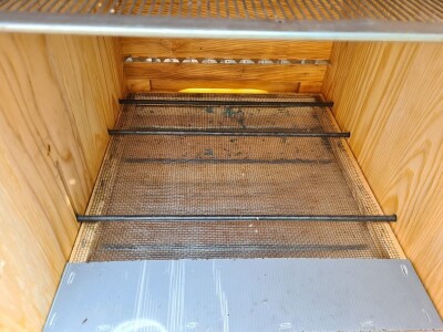 Rujanj u pčelinjaku Rujanj u pčelinjaku