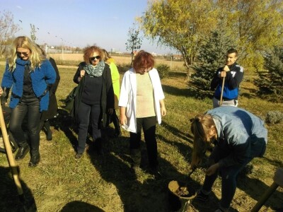 Sadnja starih sorti jabuka u Poljoprivrednoj i veterinarskoj školi Osijek