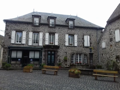 Saint Bonnet de Salers