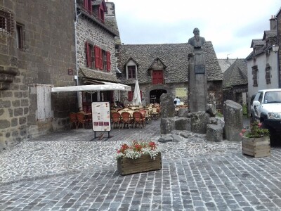 Saint Bonnet de Salers