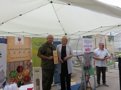 Sajam "Dani maline i meda" Žepče 2019.