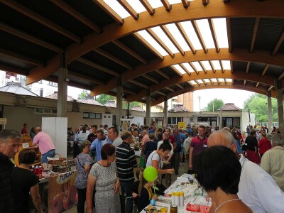 Sajam "Dani maline i meda" Žepče 2019. Sajam "Dani maline i meda" Žepče 2019.