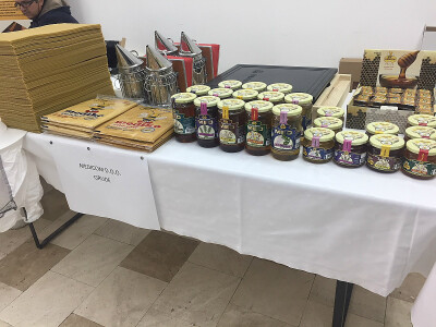 Sajam meda u Mostaru