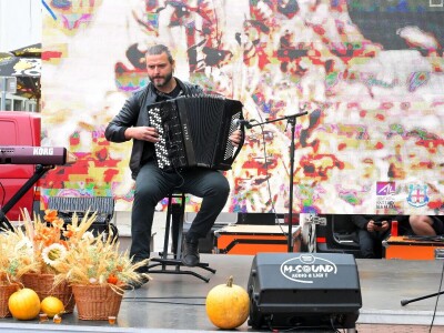 Sajam meda, prehrambrenih i tradicionalnih proizvoda u Šamcu