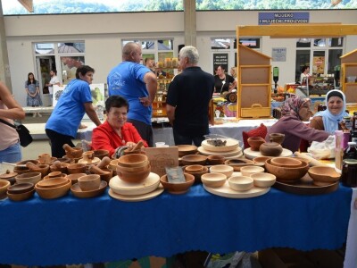 Sajam poljoprivrednih proizvoda "Dani maline i meda" Žepče 2022.