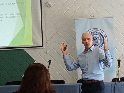 Sajam šljive Gradačac - predavanje i nagrade