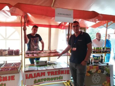 Sajam trešanja - Šatrovići Sajam trešanja - Šatrovići