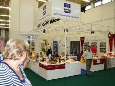 Brodsko-posavska županija Brodsko-posavska županija