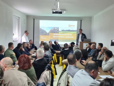 Sajetovanje u Poljoprivrednom institutu RS