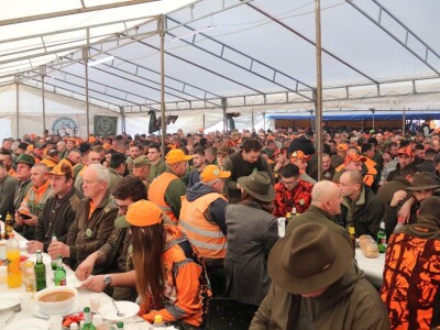 Šaklijada u Derventi okupila skoro 2.000 lovaca