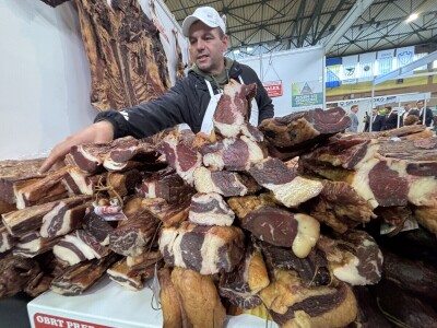 Salih Begović, suhomesnati proizvodi