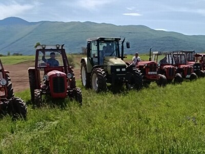 Samiru Aličić 20 komšija pomoglo uzorati njive