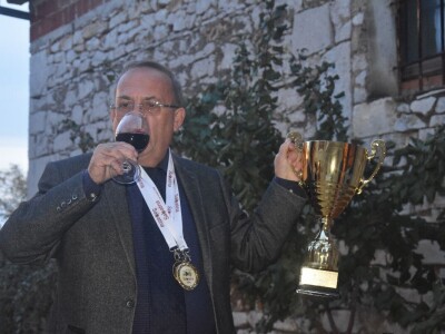 Šampion Sabatine dr. Anđelko Vrsaljko otkriva: Blato ljekovito i za metabolizam vinove loze!