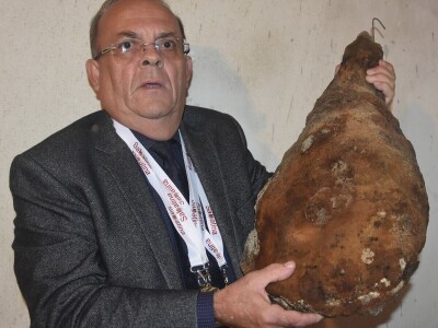 Šampion Sabatine dr. Anđelko Vrsaljko otkriva: Blato ljekovito i za metabolizam vinove loze!