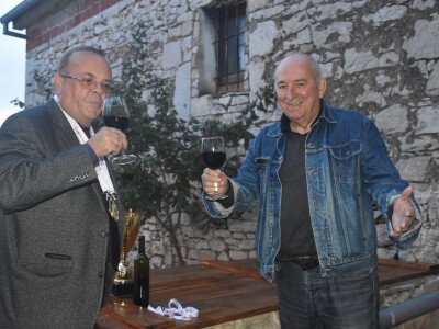 Šampion Sabatine dr. Anđelko Vrsaljko otkriva: Blato ljekovito i za metabolizam vinove loze!