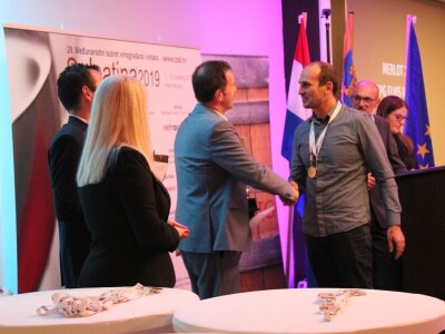 Šampioni Sabatine u kategorijama mladih i otvorenih vina