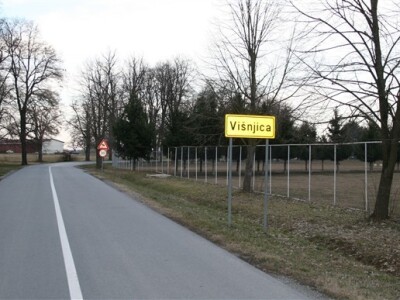 Ulaz u mjesto Višnjica