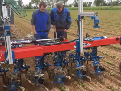 Inteligentna motika za organsku poljoprivredu