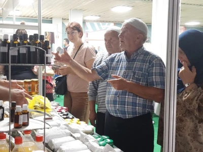 Semir Bulić iz Bihaća i ove godine sa svojim proizvodima na Sajmu šljive u Gradačcu