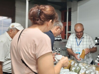 Semir Bulić iz Bihaća i ove godine sa svojim proizvodima na Sajmu šljive u Gradačcu